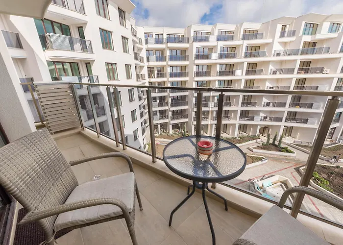 скайлайн 58 Apartament *